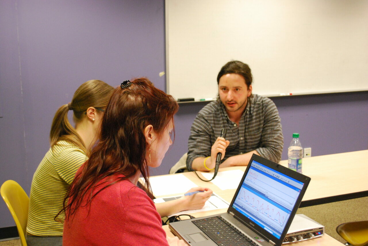 Students Mary-Ann Lacey and Hailee Virostek screening a participant at the McGill Education Building.  (Photo: Leah MacQuarrie)